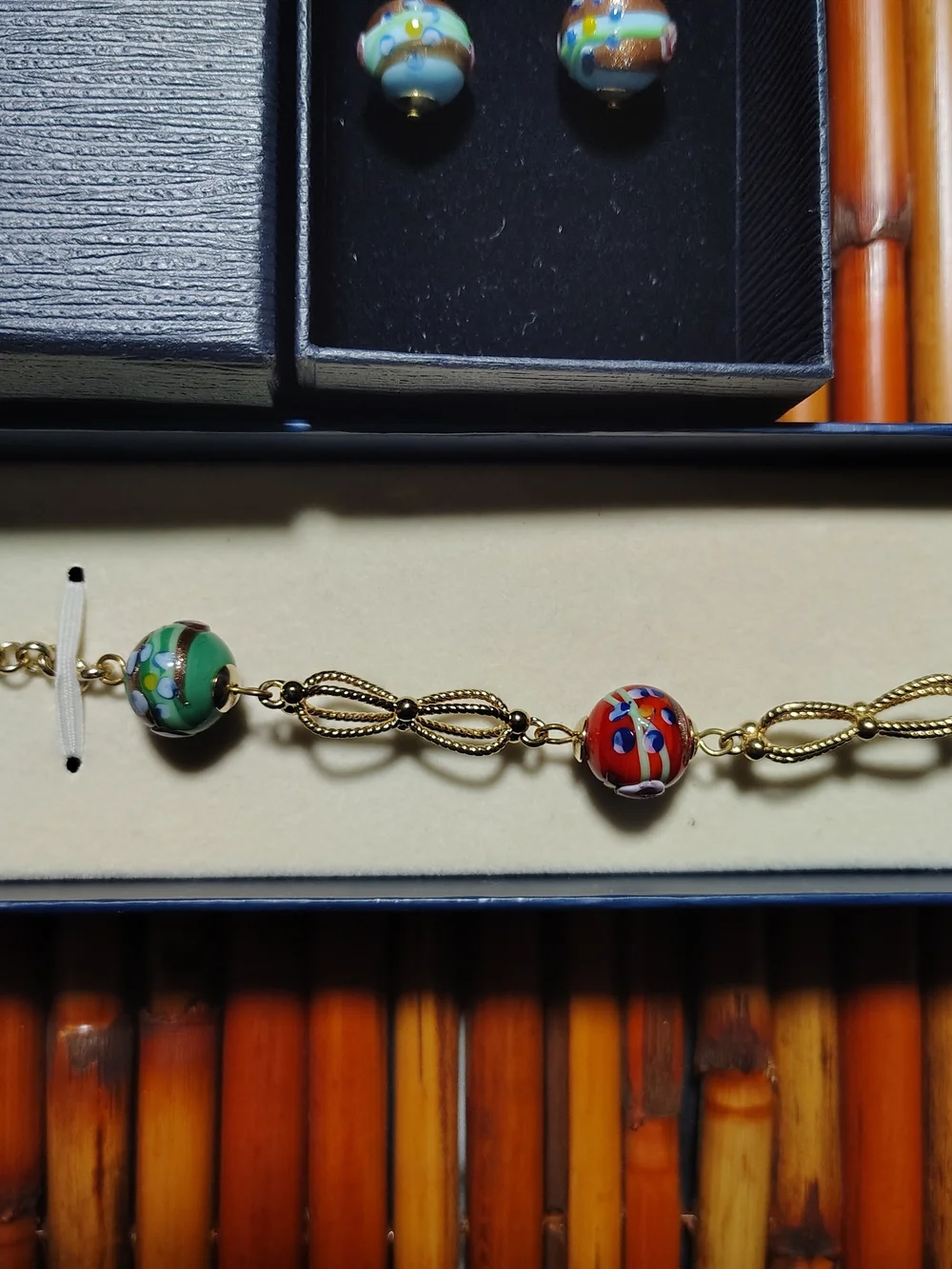 Francesca Murano Glass Bracelet and Earrings set is a stunning piece of jewelry